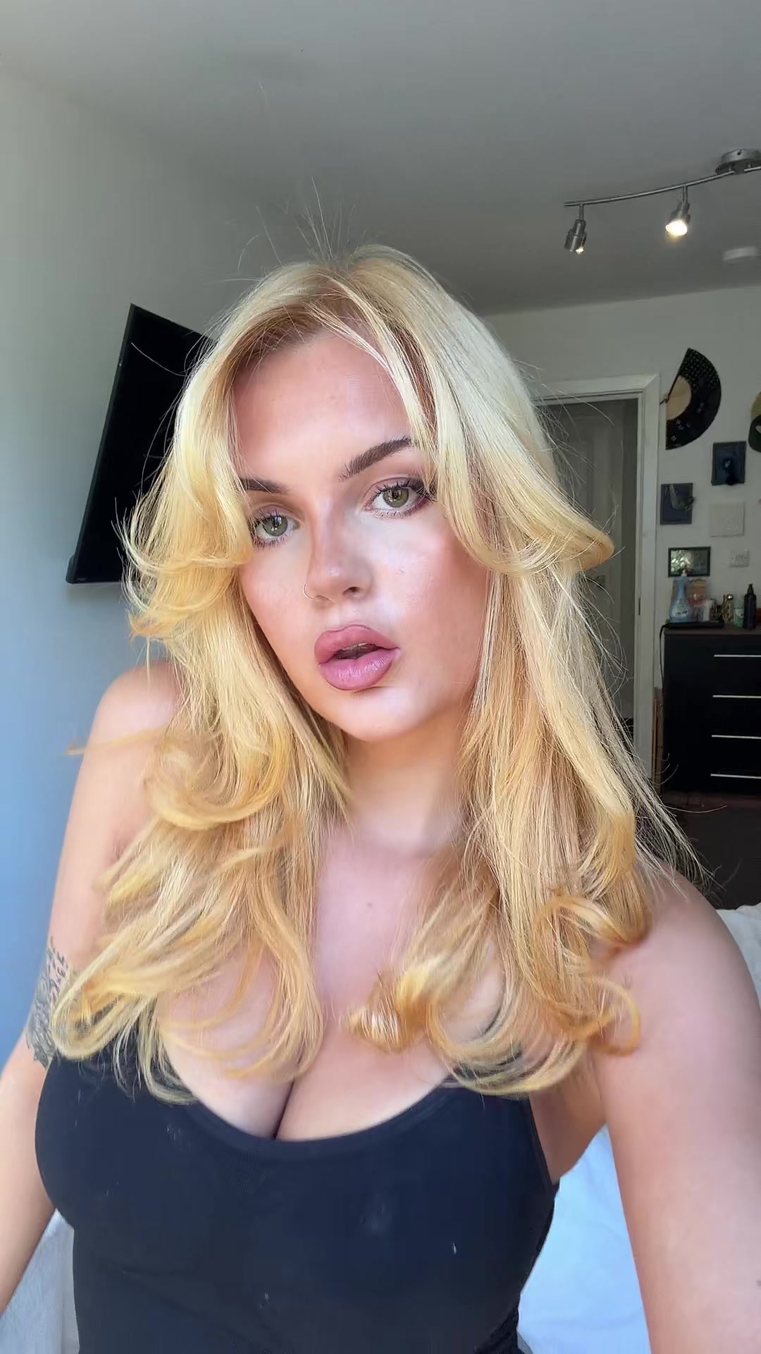 @jess.steenn