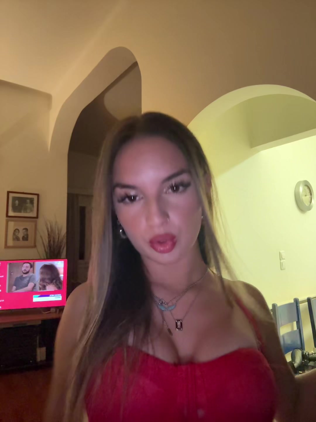 @👻