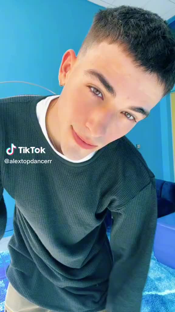 @Alextopdancer