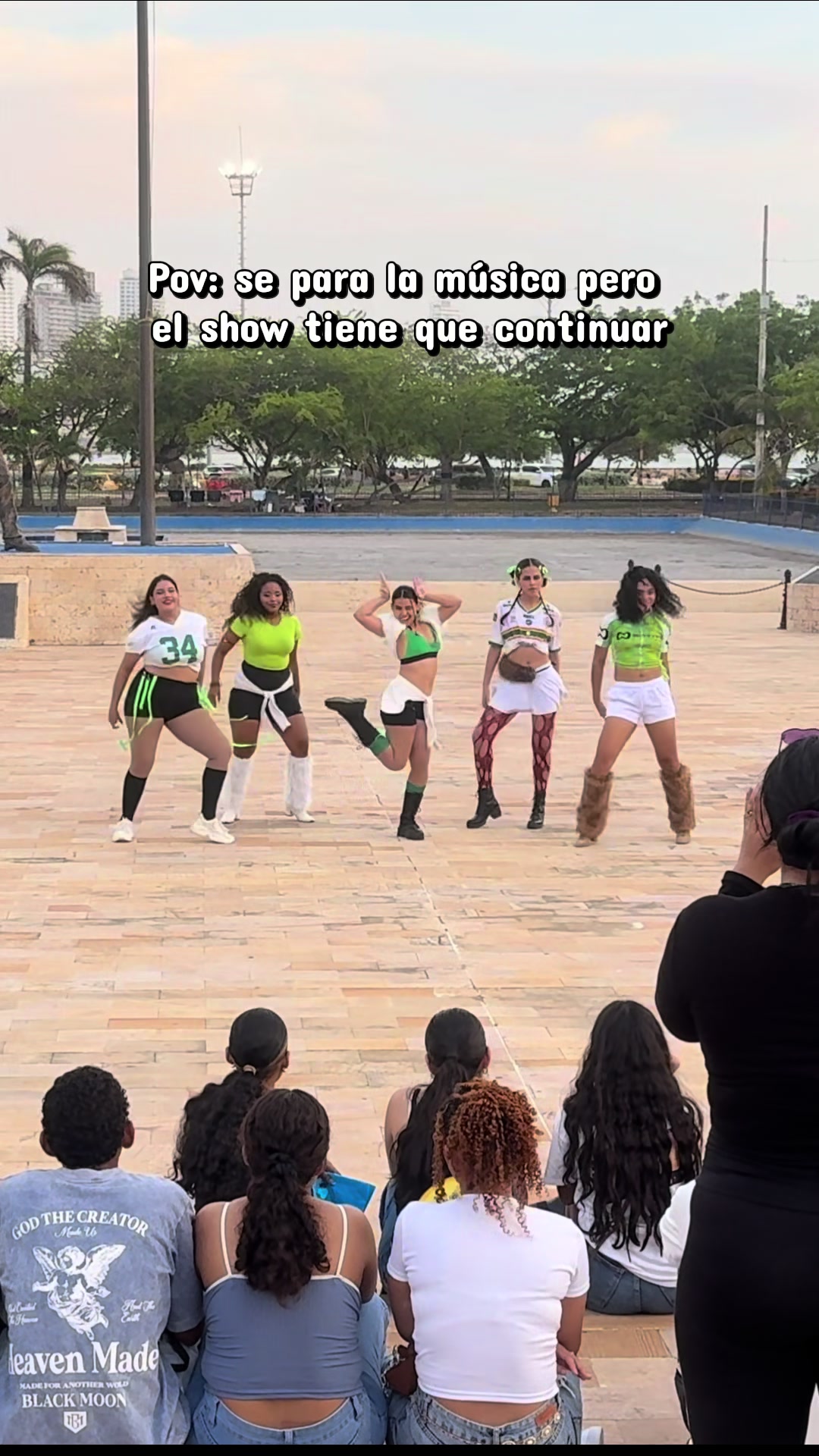 @dystopia dance team 💚