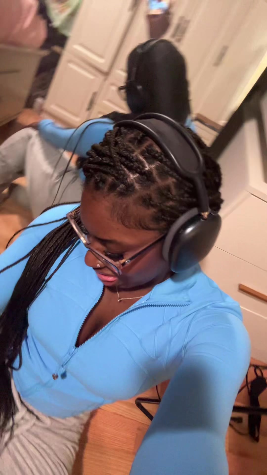 @Tasanee