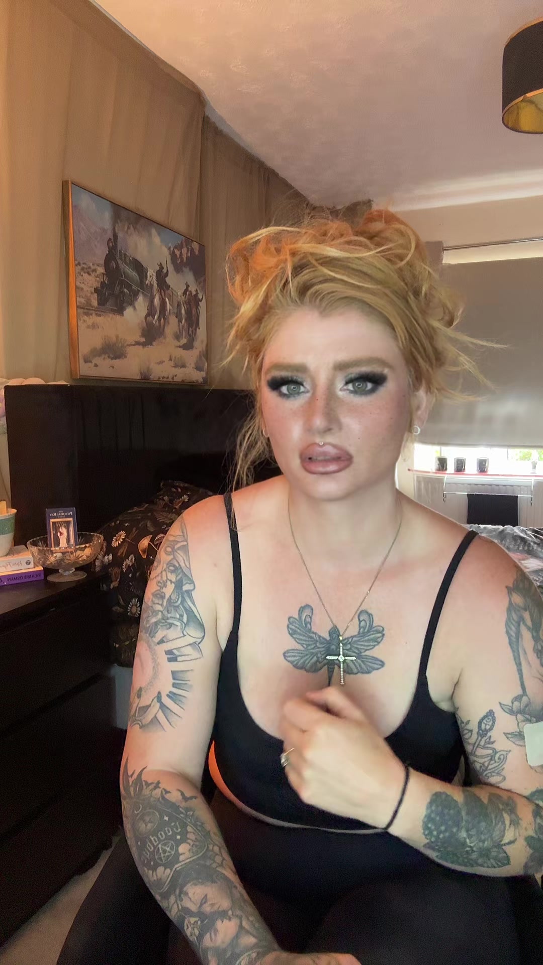 @🤦🏼&zwj;♀️