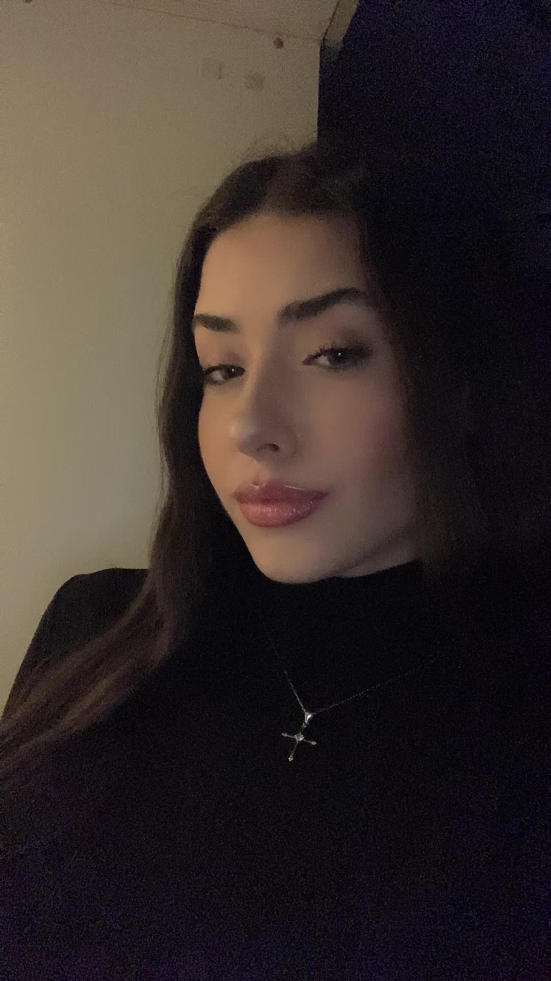 @👤