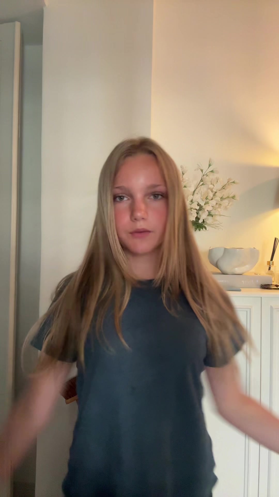 @Vis