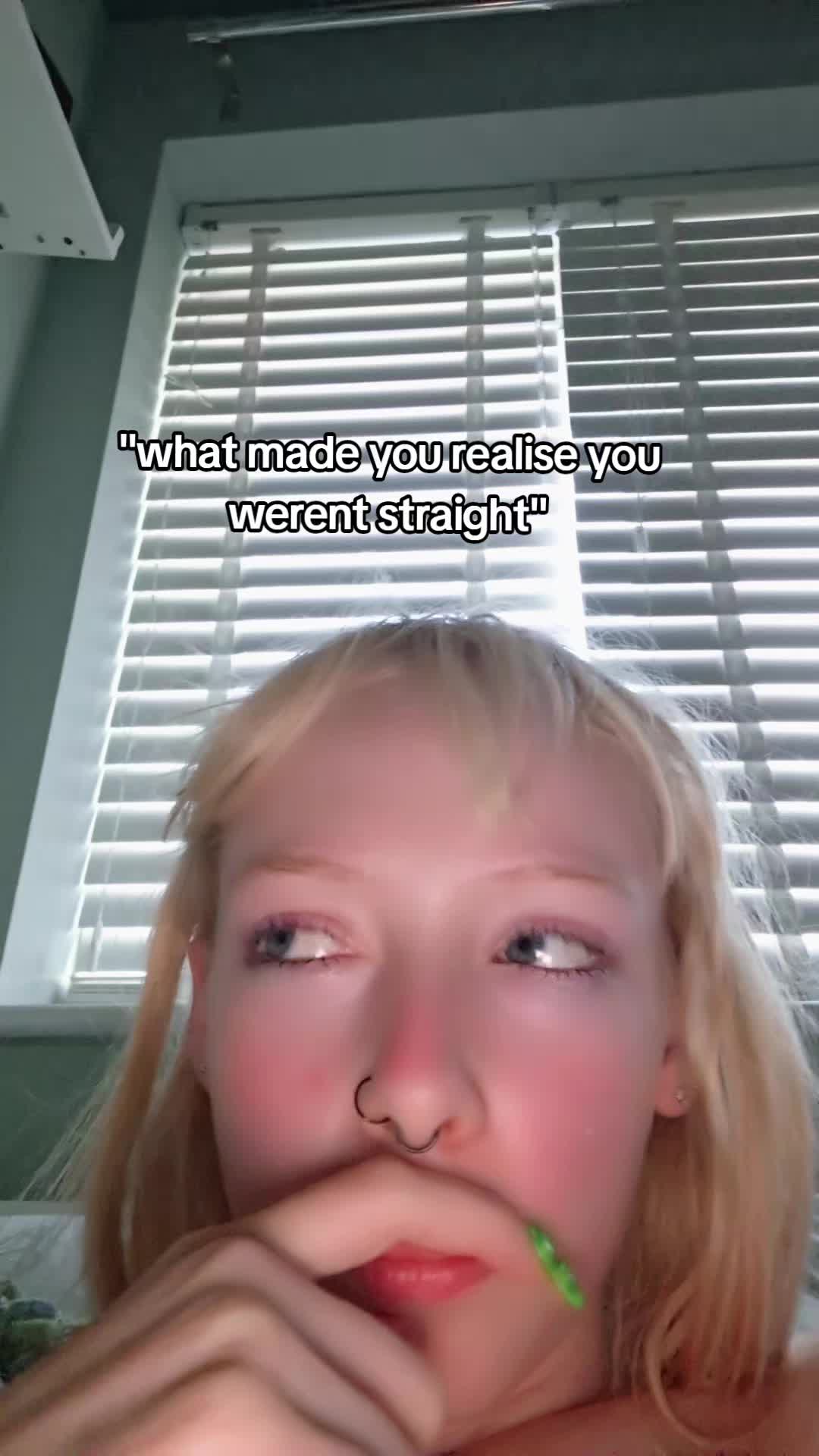 @️