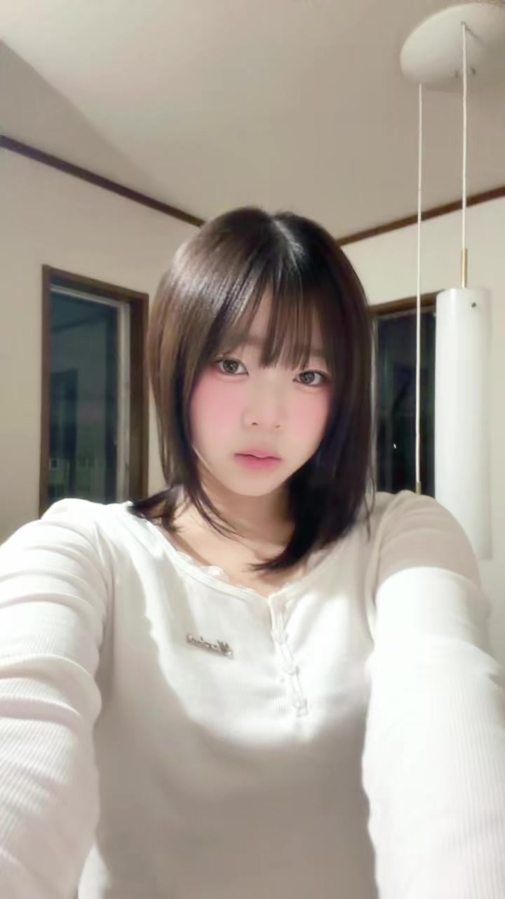 @月城 ひな