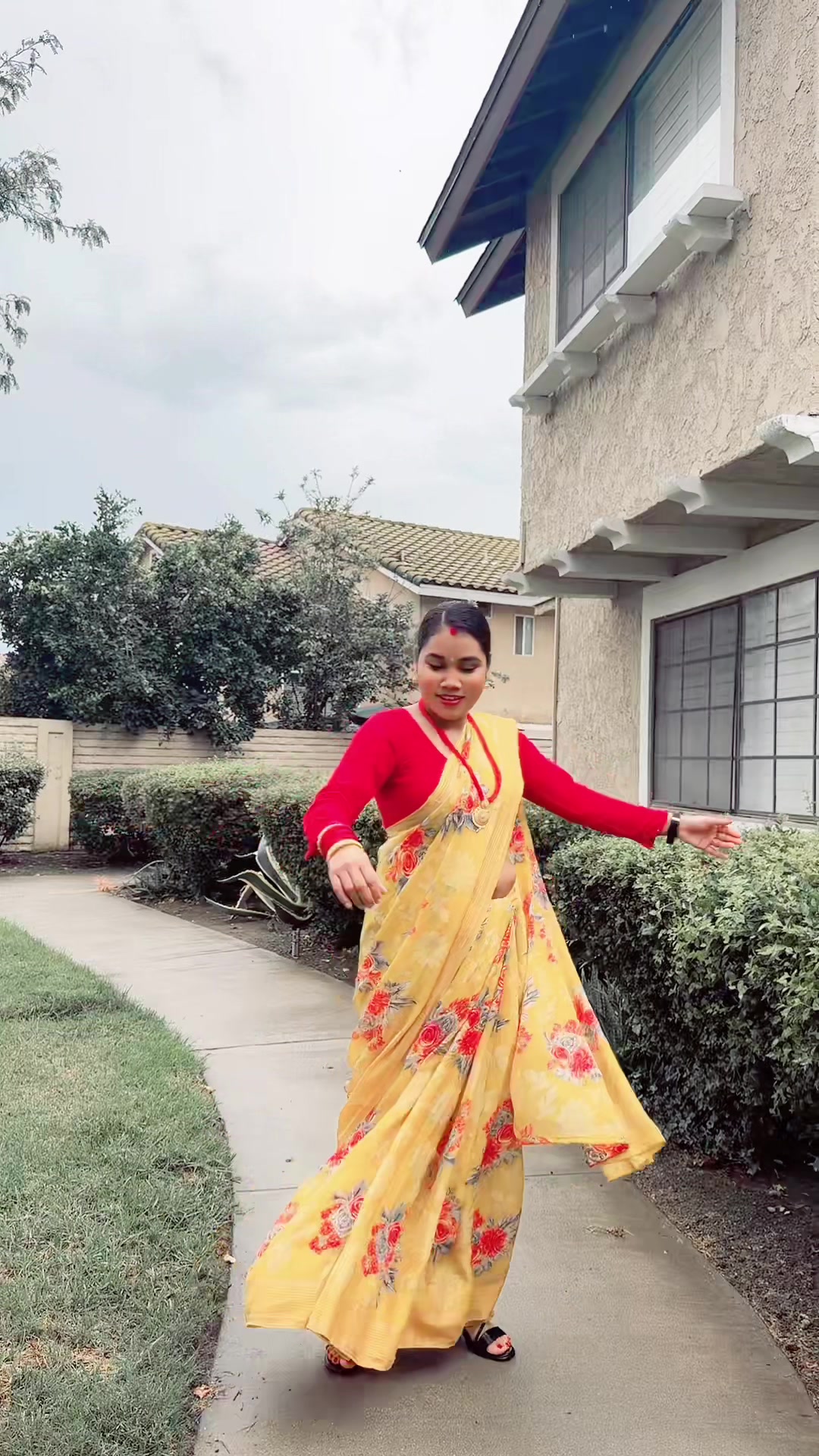 @Resham Chaudhary 🇳🇵🇺🇸 ✌️
