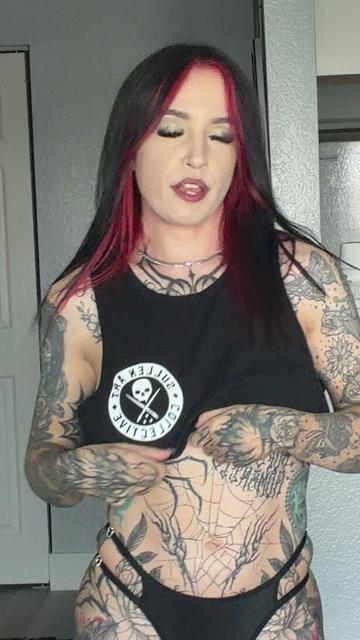 @vxnliz_