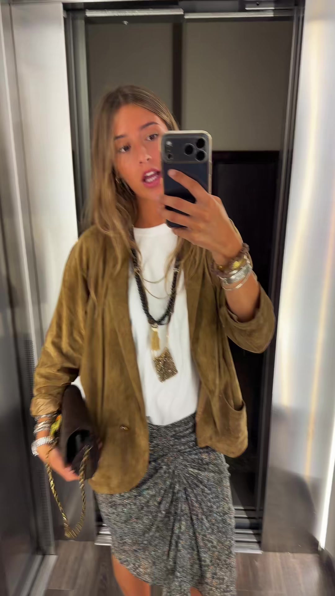 @Manuela