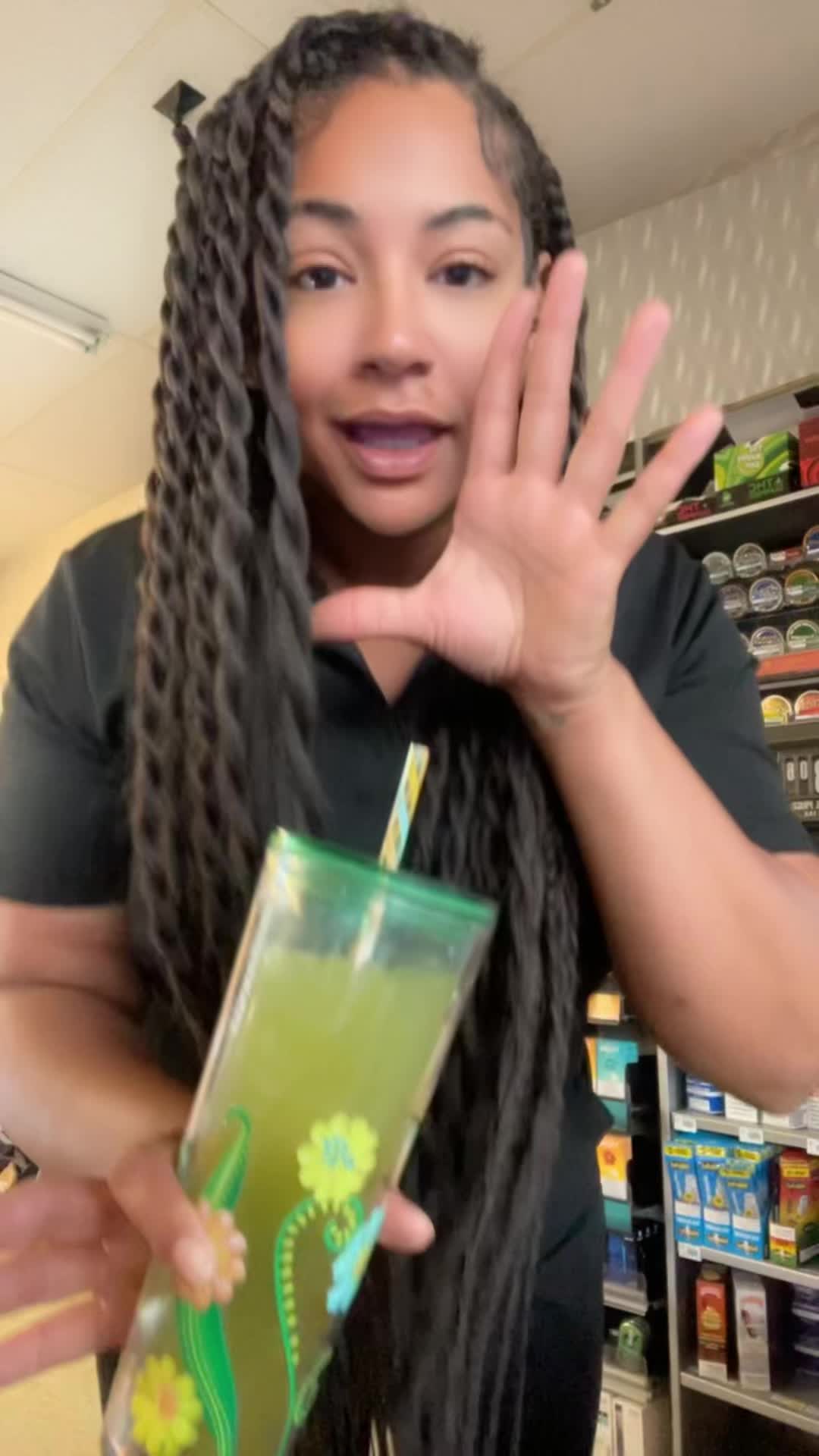 @TheyCallMeSIS⭐️