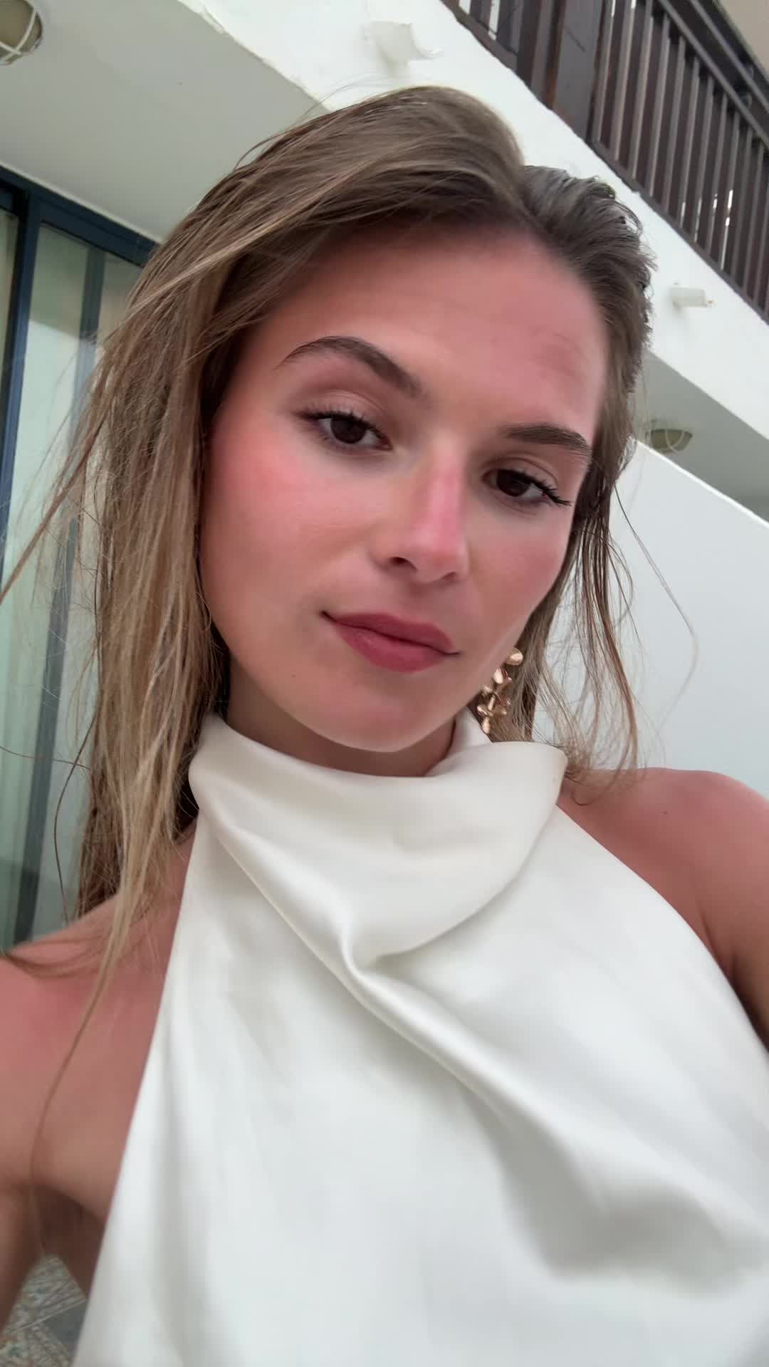 @laura-tncr