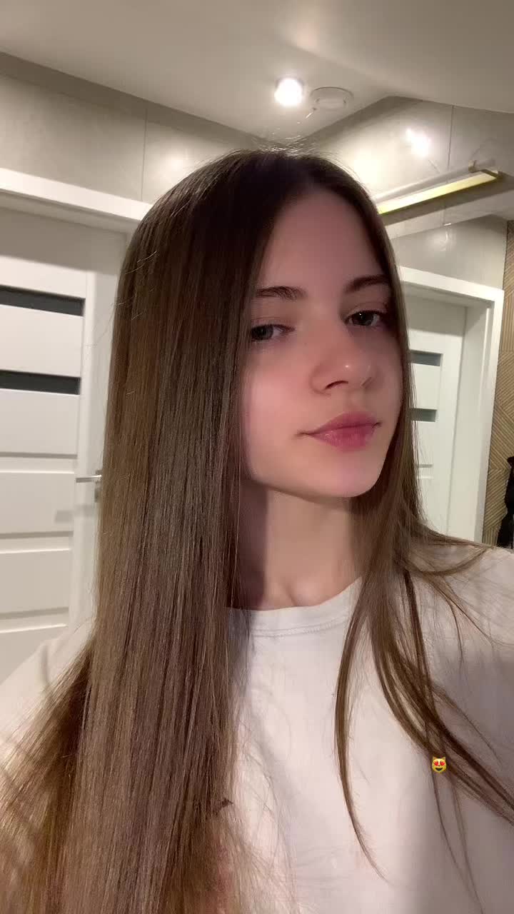 @nela