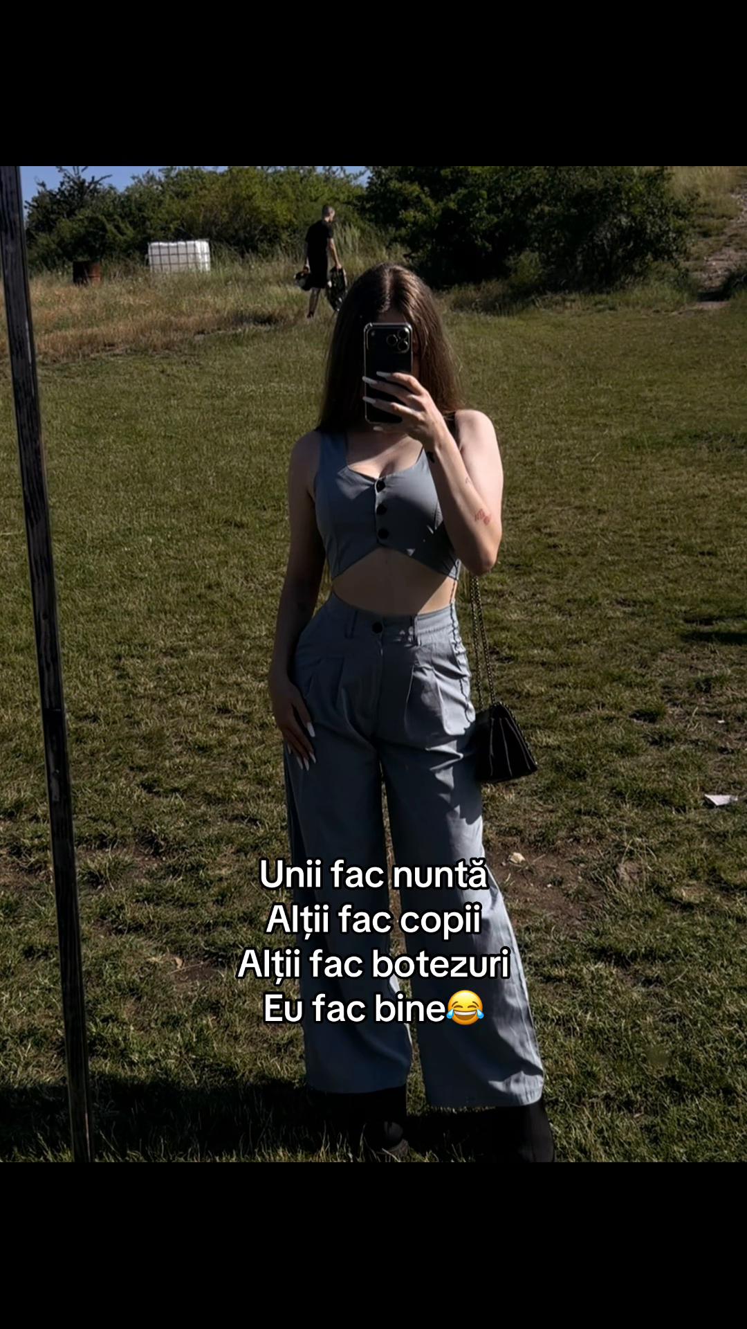 @Deea Dew