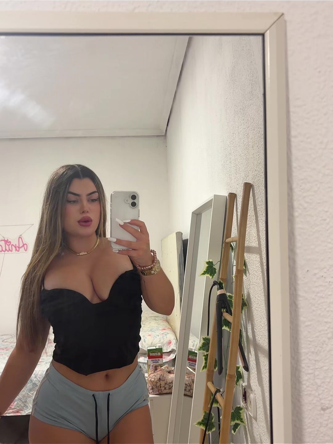 @A N I T A💅