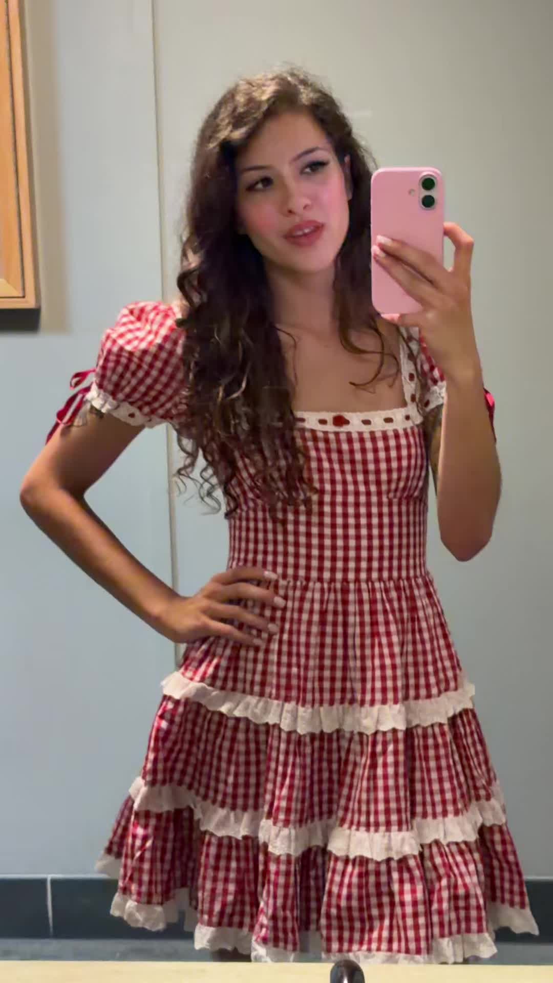 @sarahlovesbananas