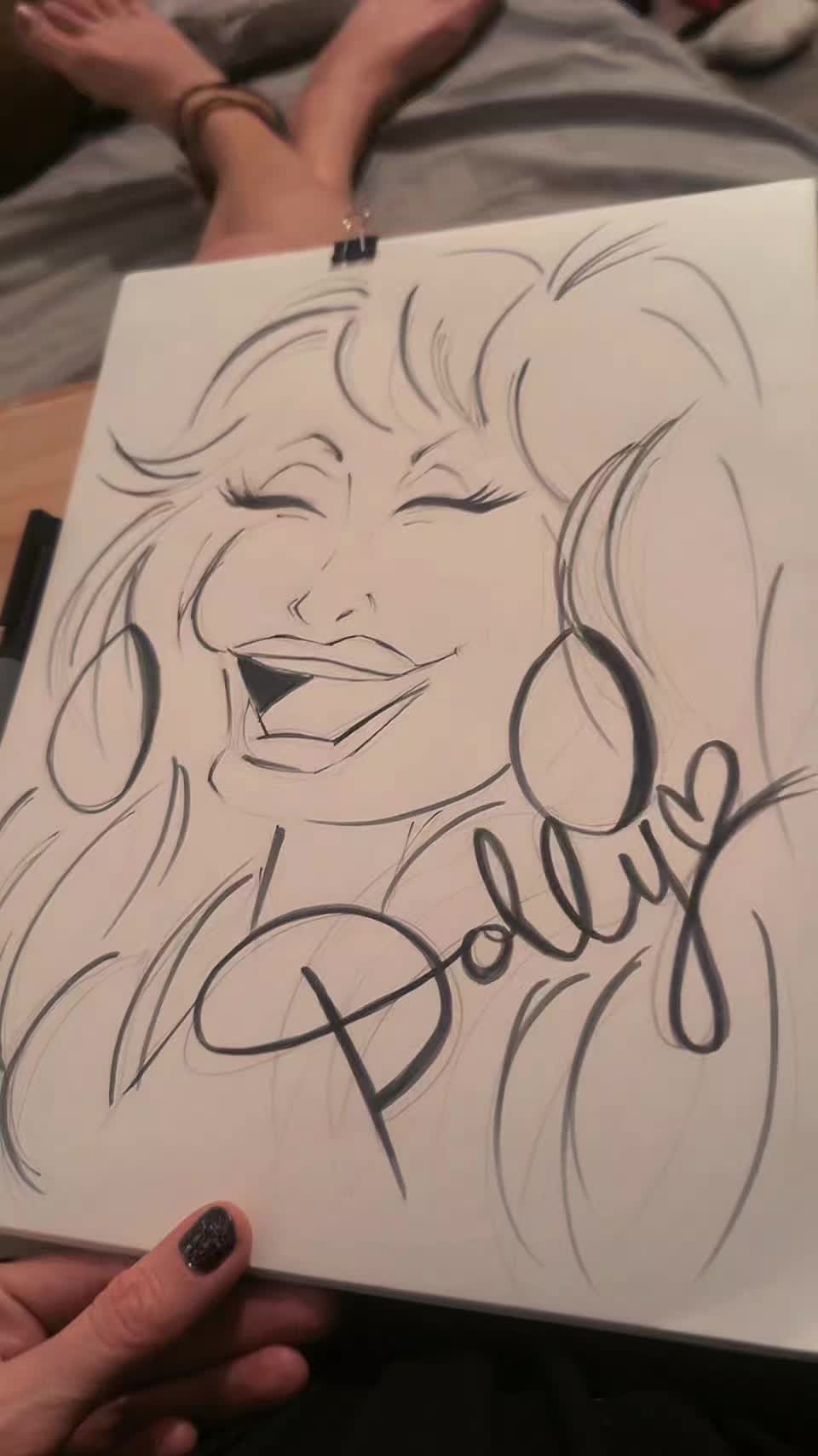 @LauraArtfulNature✌️💜🖌️🎨🌎🦋