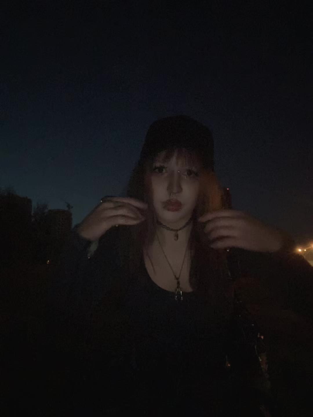 @s3Nyw3bS3x