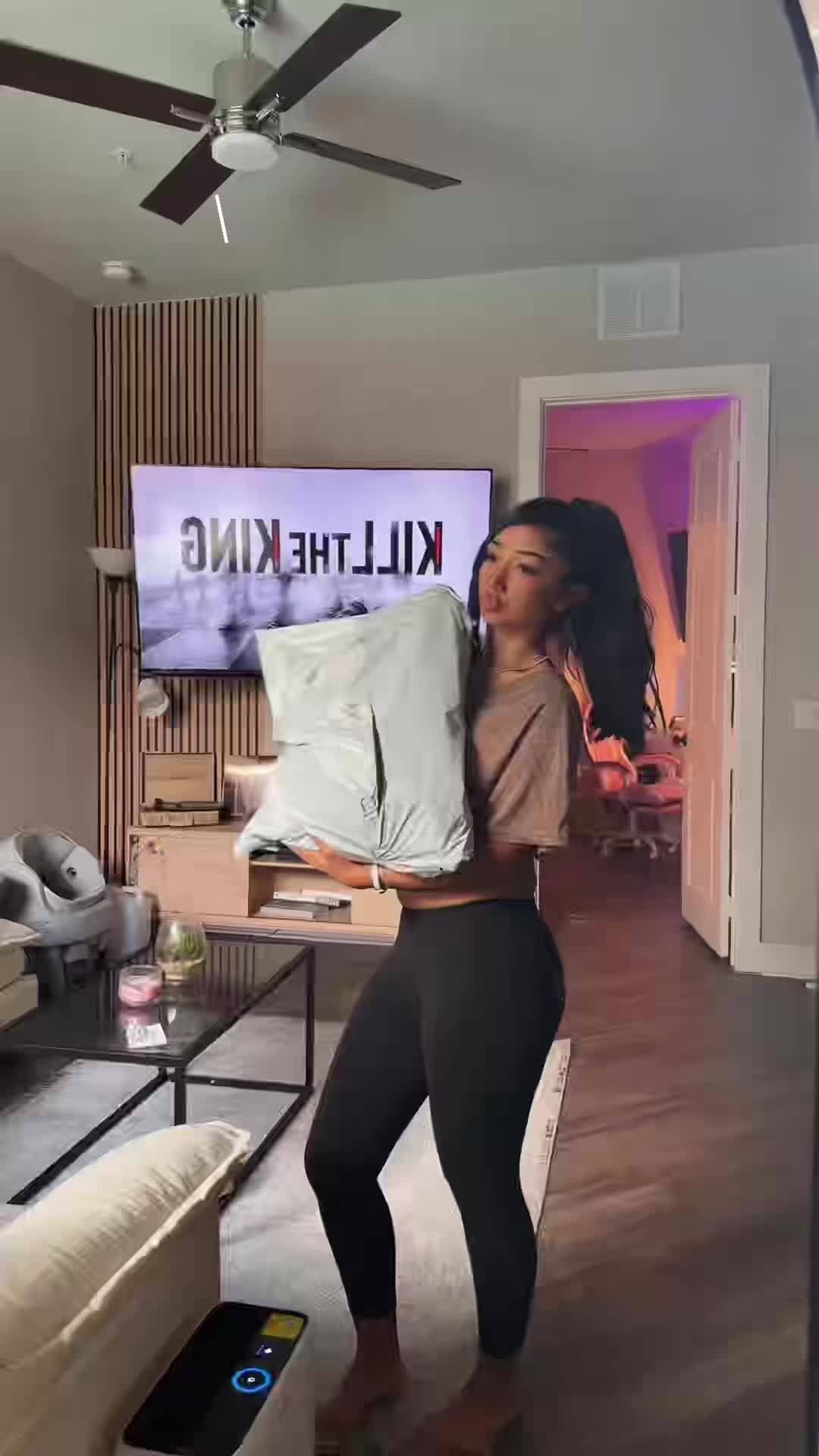 @V ♠️