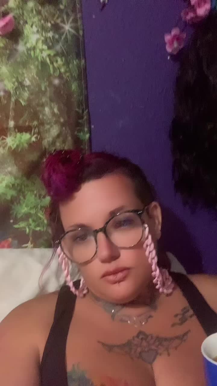 @Stacey 🌈🦄🫶🏼