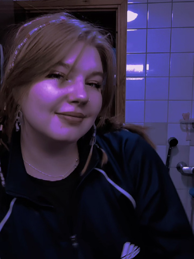@Karina