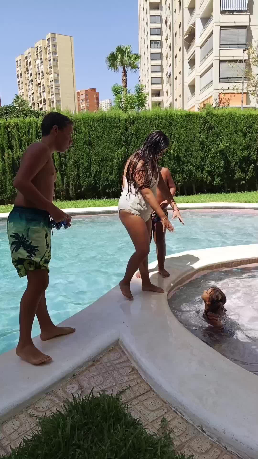 @Mirella Sedamanos