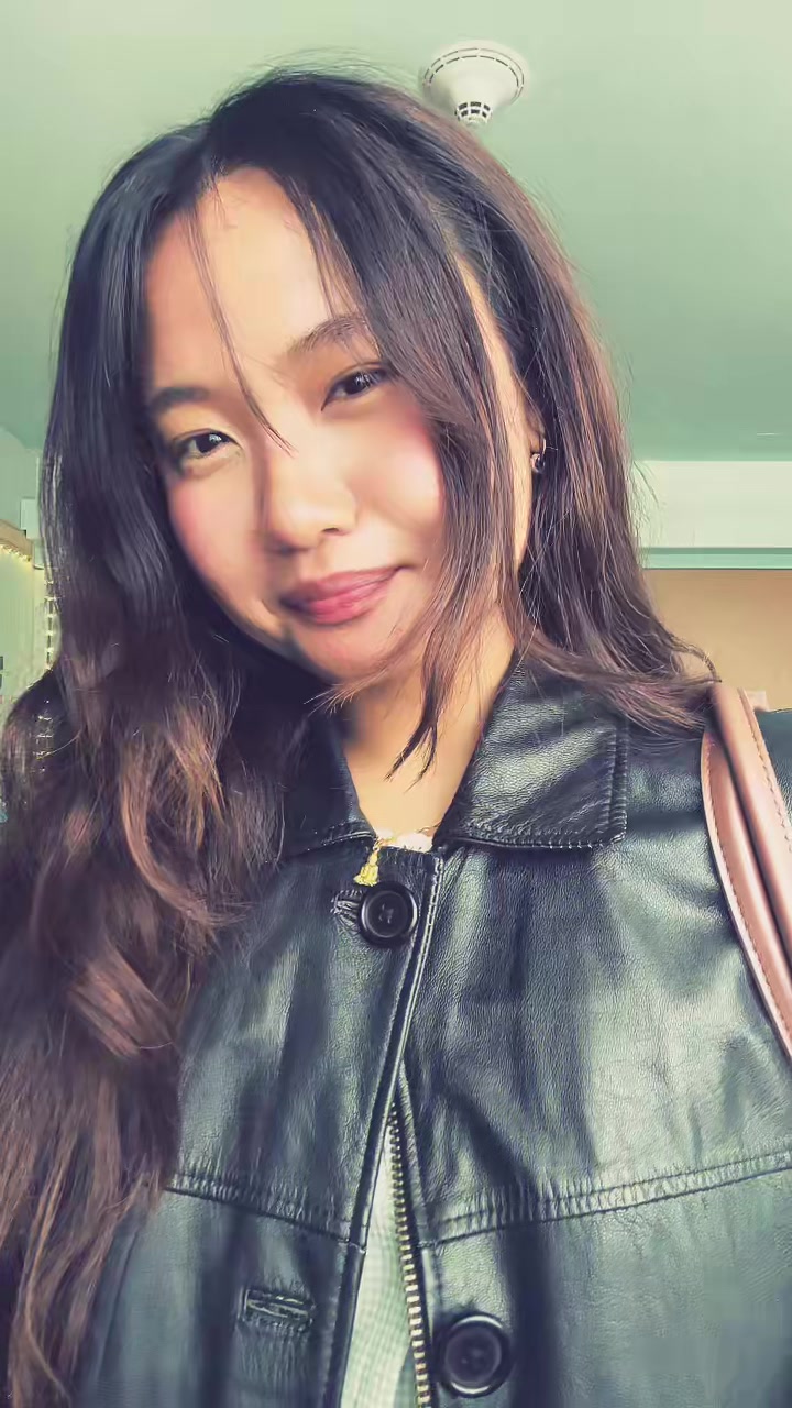 @Lisha Gurung