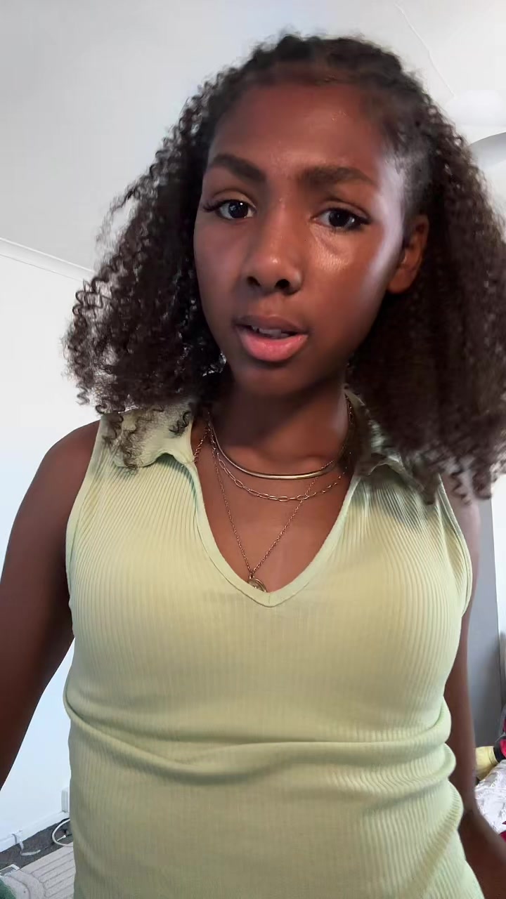 @ellissiaspam