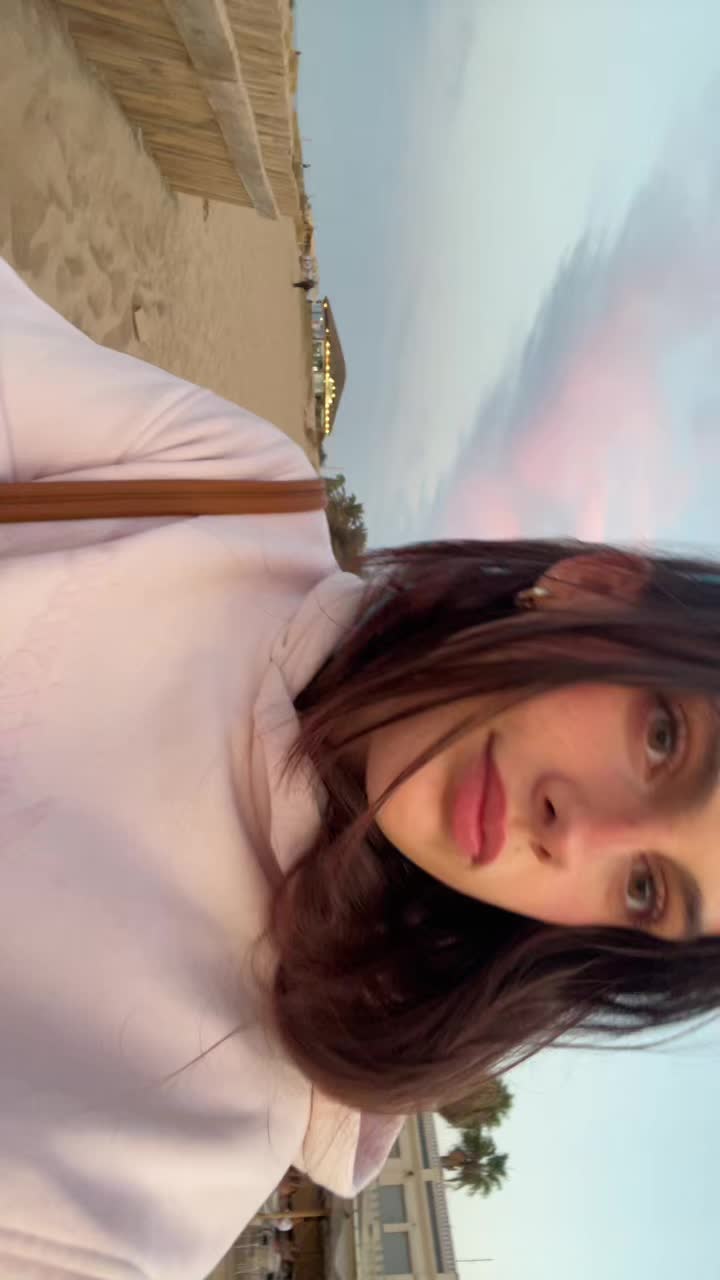 @elena⁷