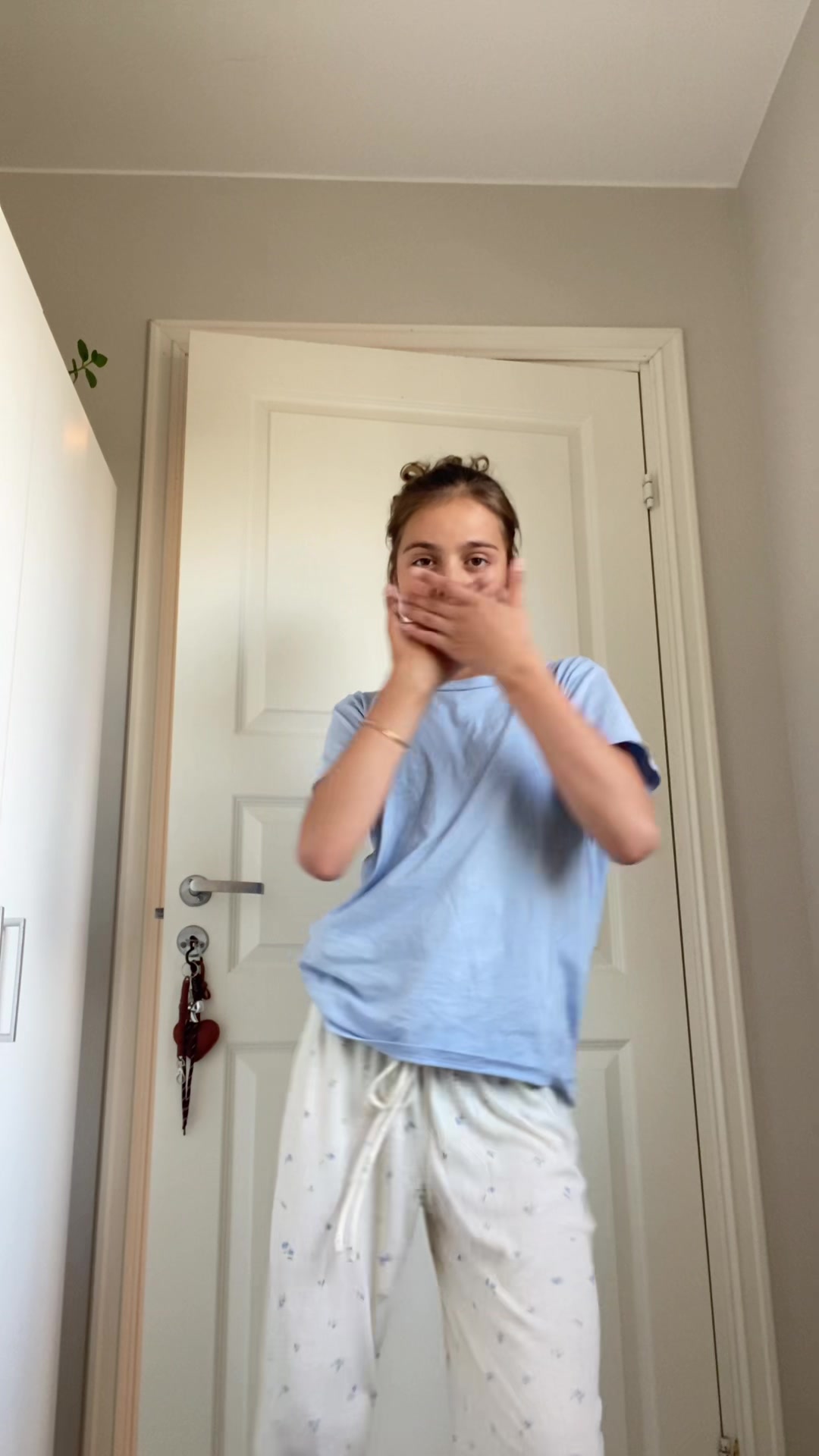 @𝓎𝑒𝓋𝒶