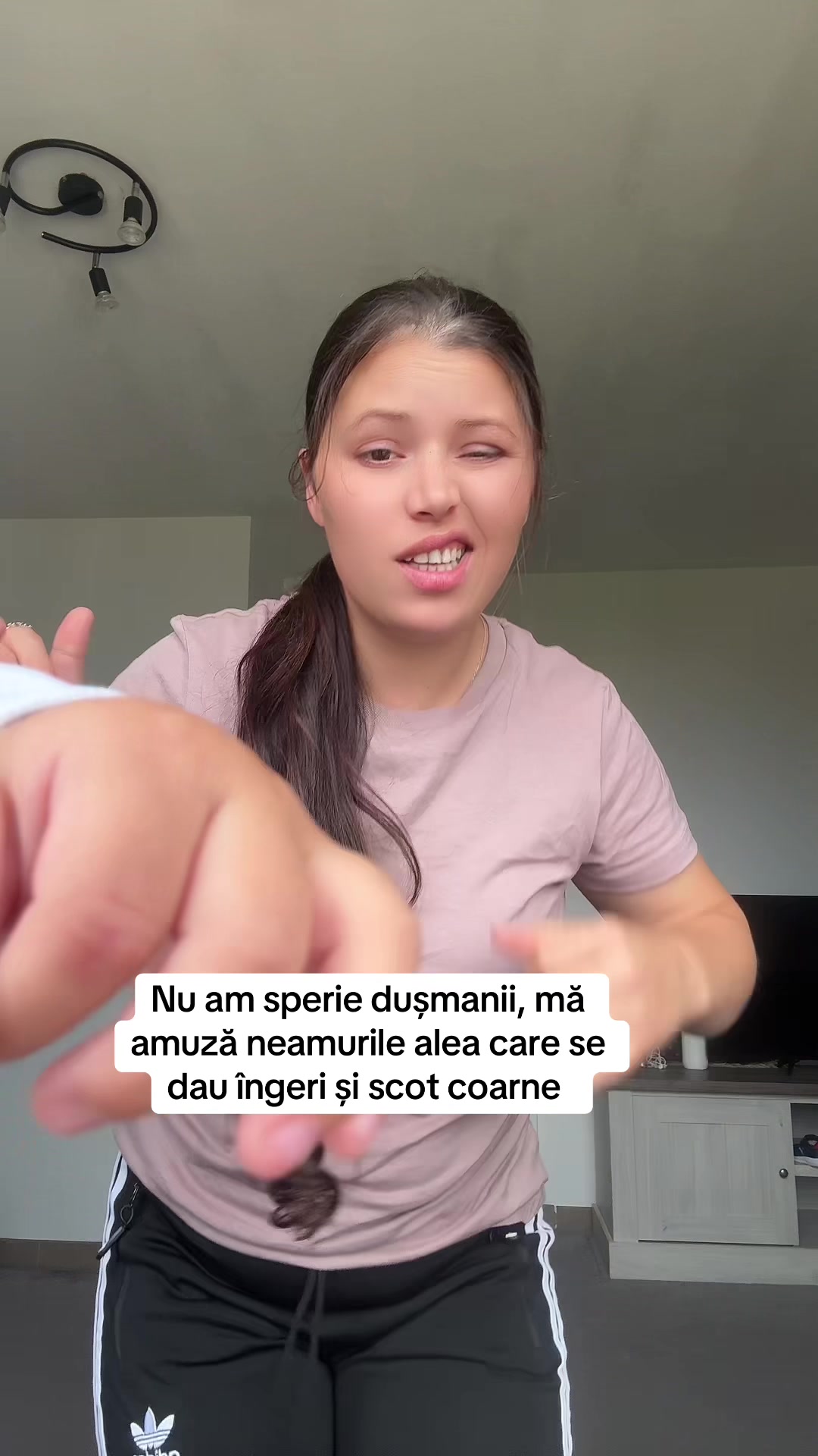 @ELVIRA COCOLOȘ ✅@