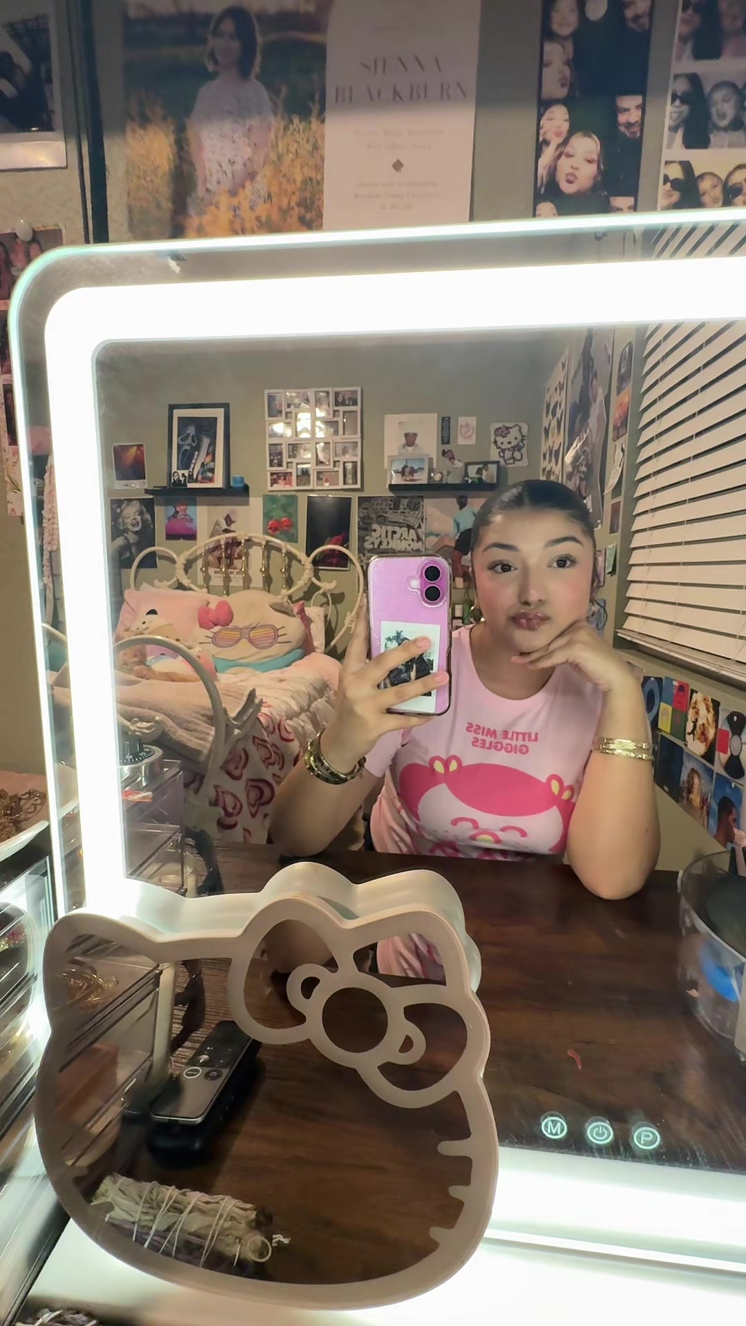 @delilahbrooke ๐