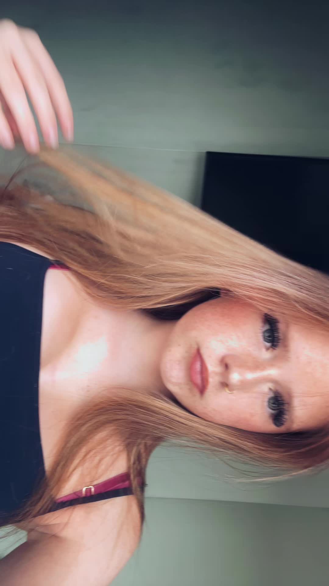 @Em 💋🤭🌺