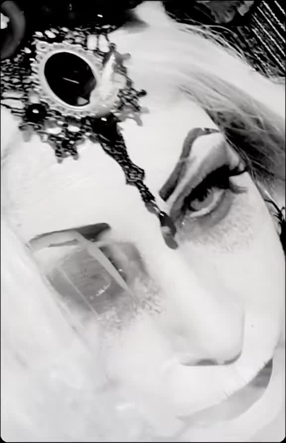 @DarkWonderland
