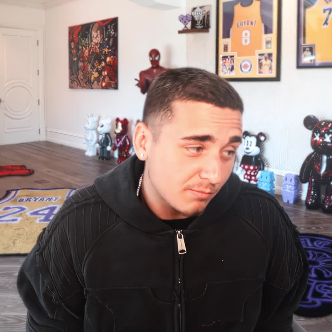 @Skeezi™