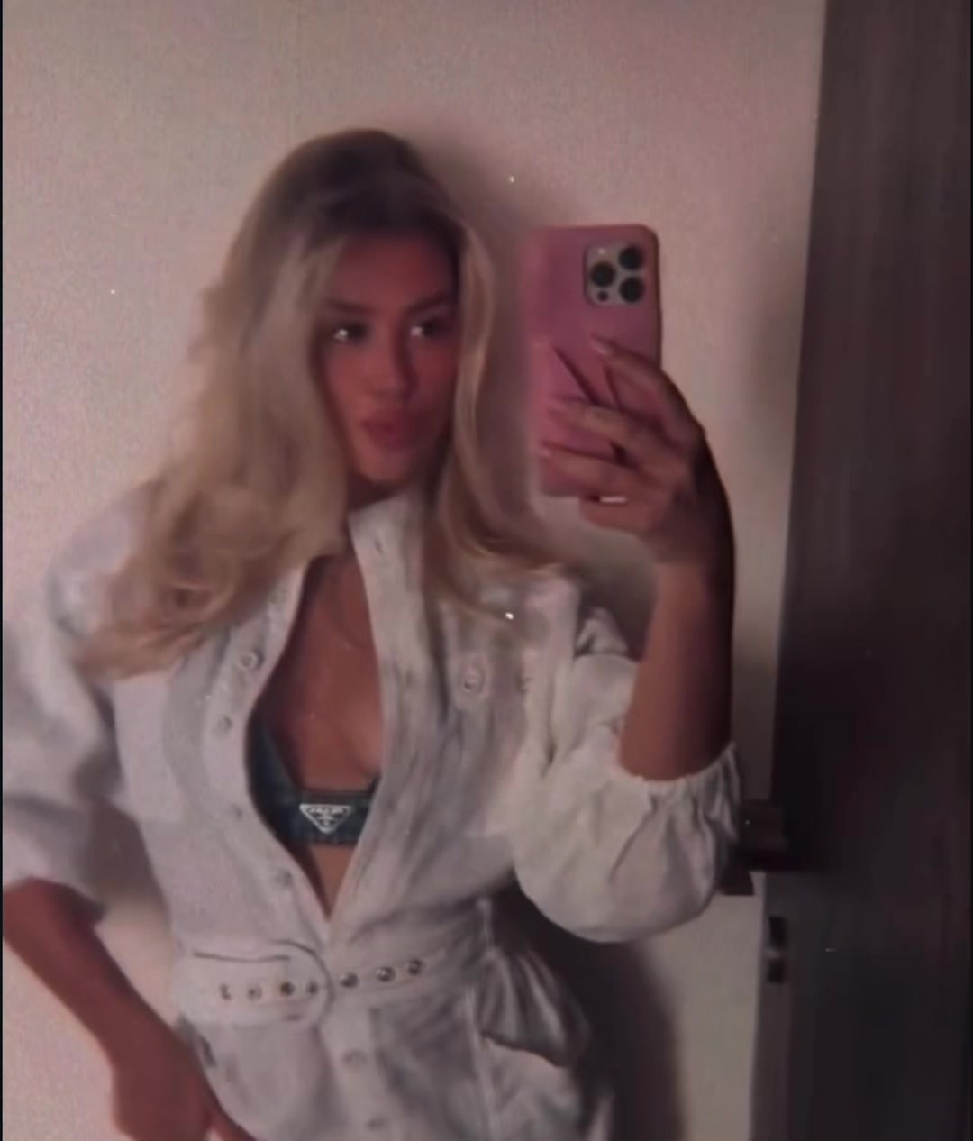 @Emaaxx