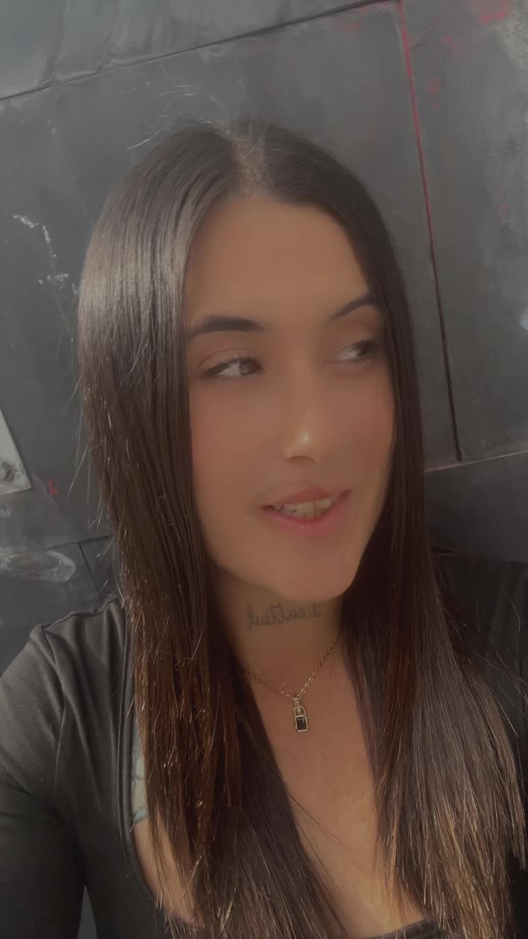 @Coraima