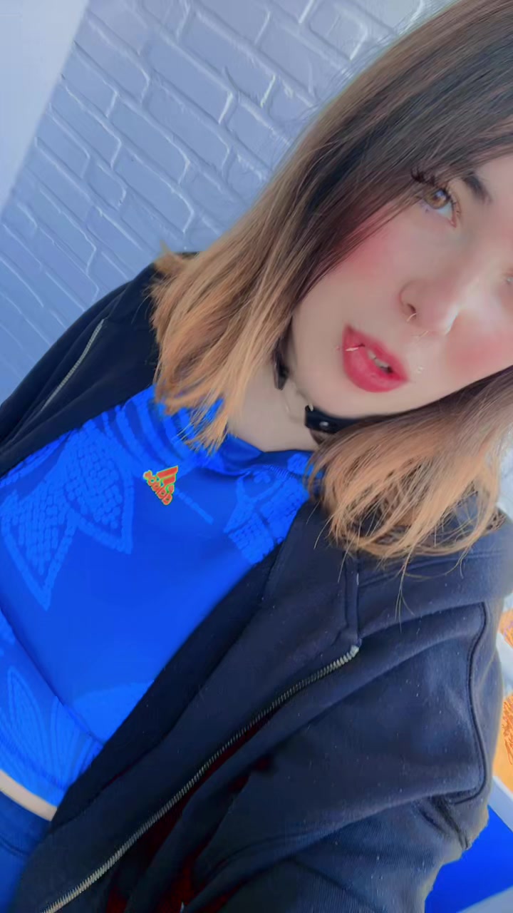 @AlischaHalbdemonin