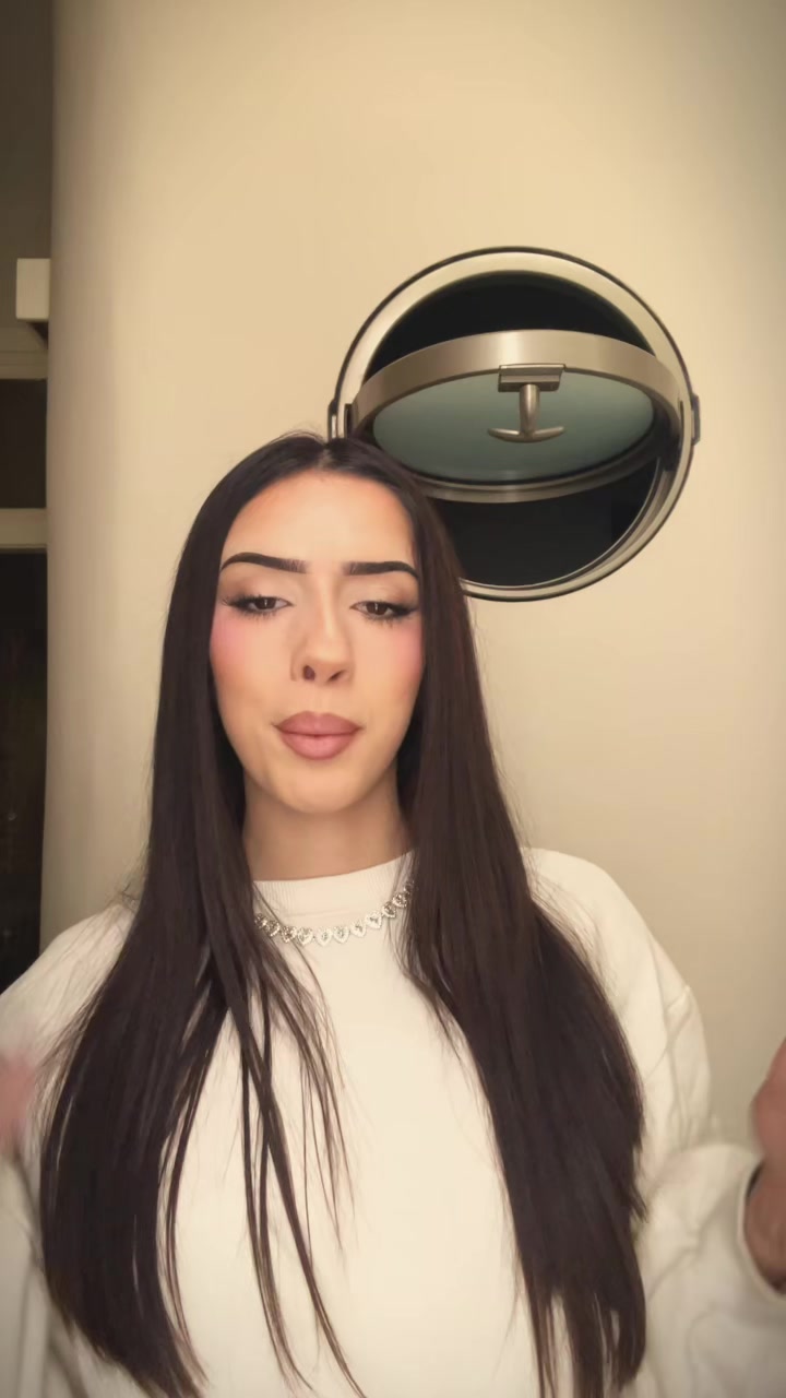 @𝐋𝐮𝐜𝐢𝐚 𝐒𝐚𝐧𝐜𝐡𝐞𝐳🖤