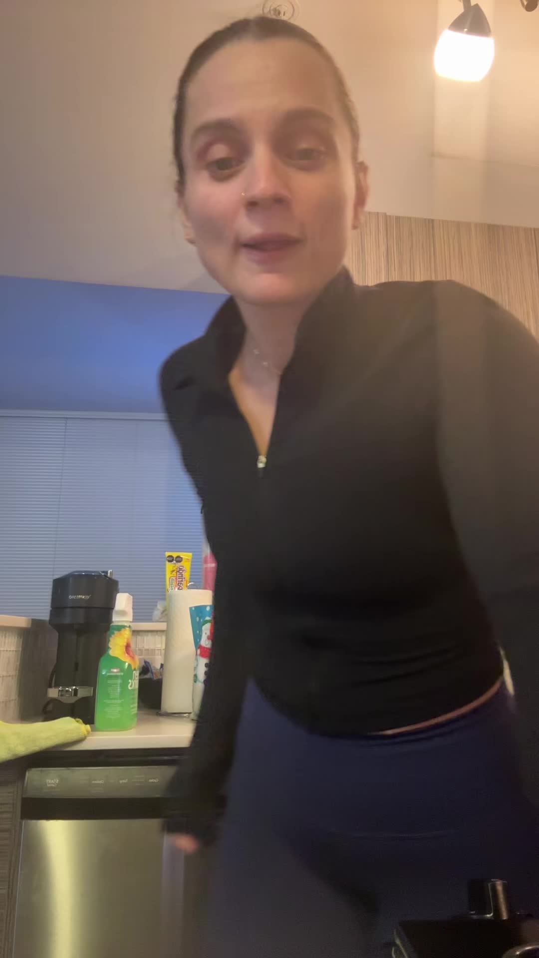 @Yvette Lakatos