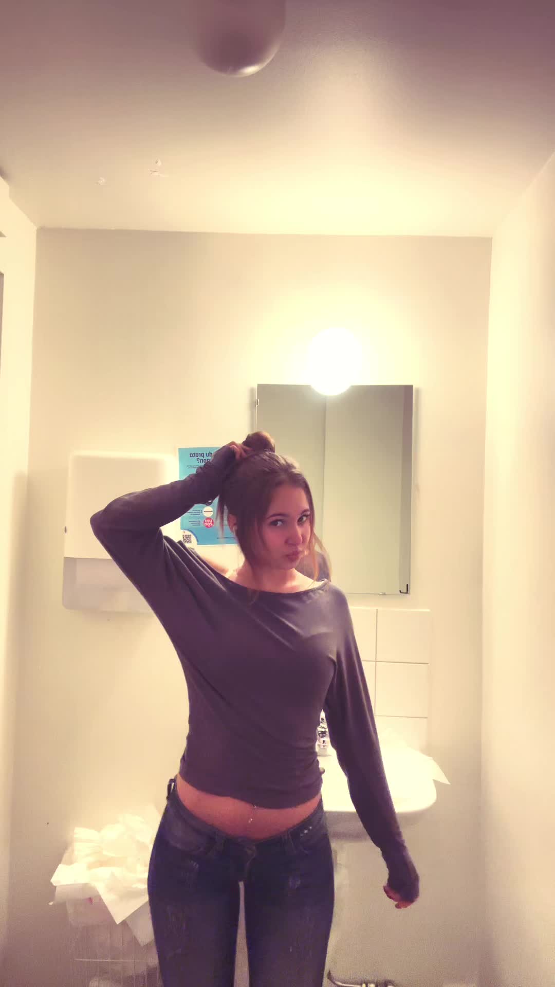 @emilia0313