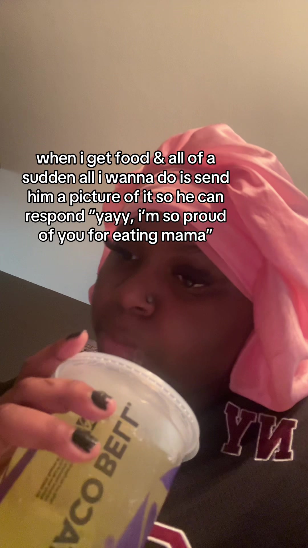 @𖣂