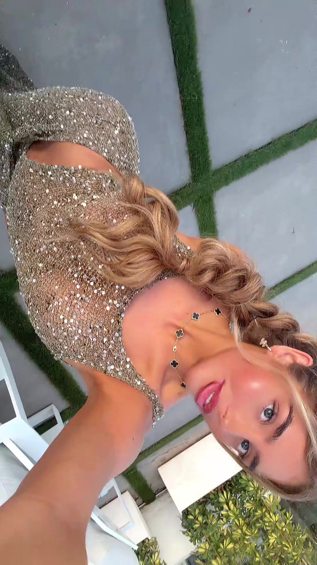 @𝓔𝓵𝓪 𝓒𝓱𝓪𝓻𝓵𝓸𝓽𝓽𝓮