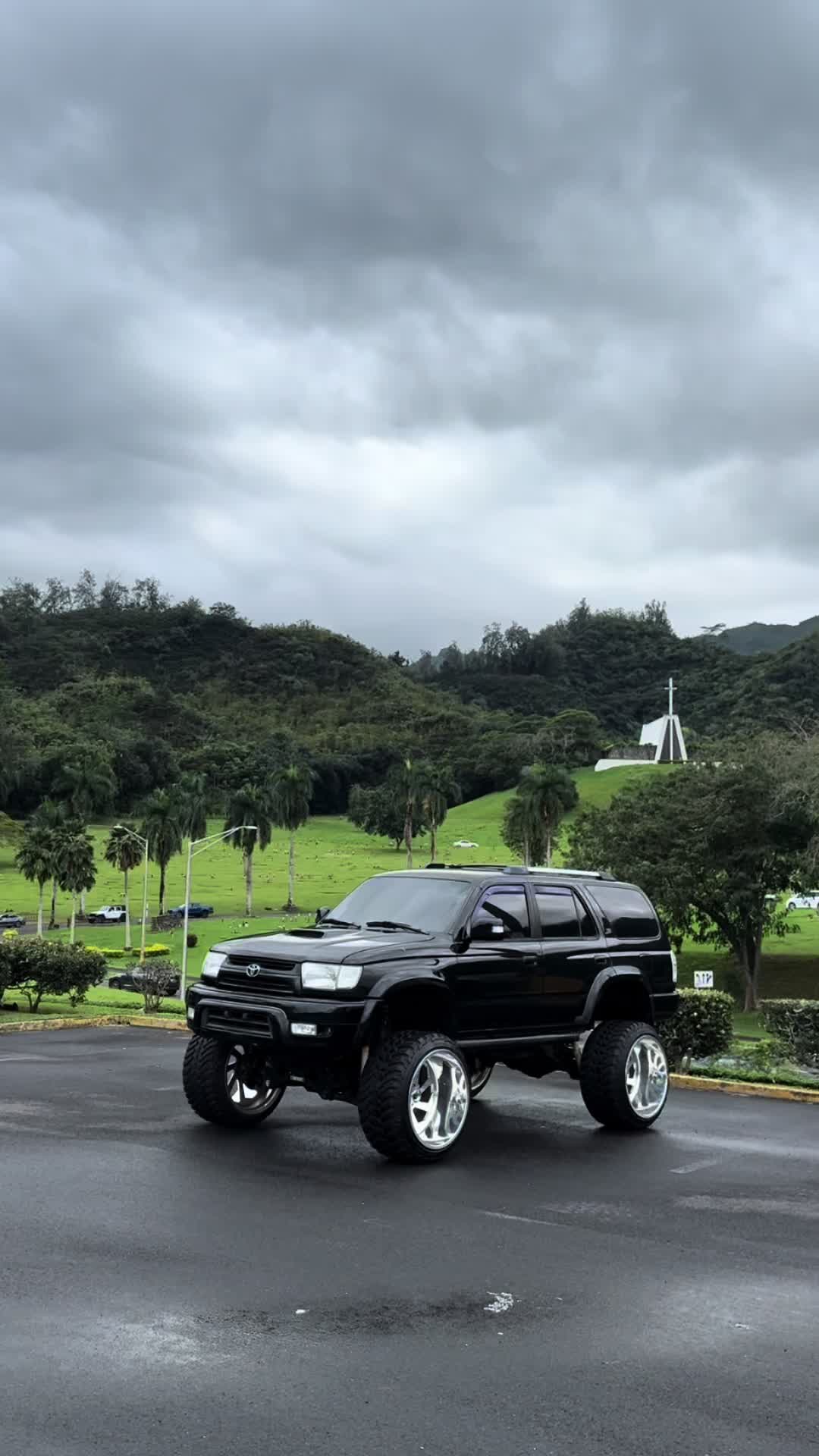 @markbooyet
