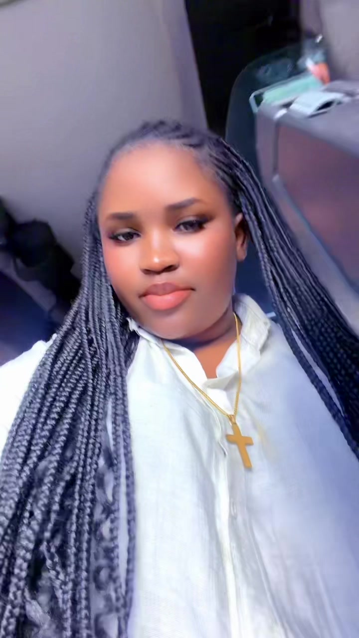 @Monica mnyantuzu