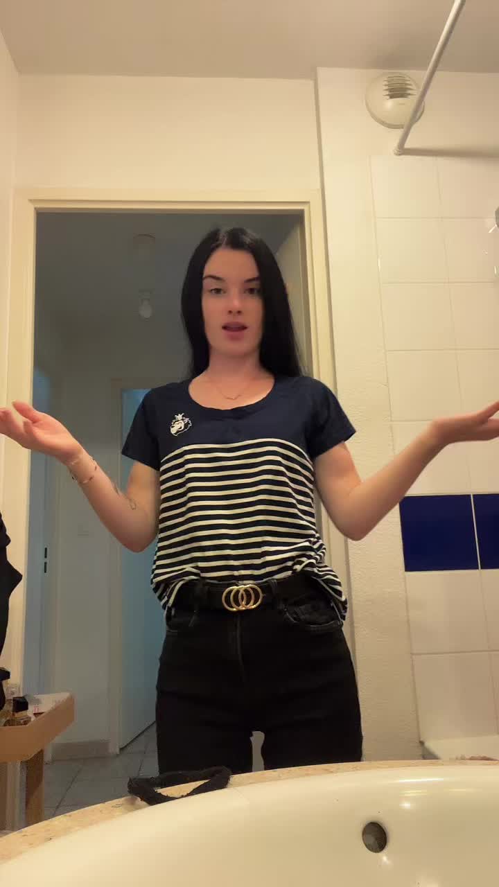 @ophelie101125