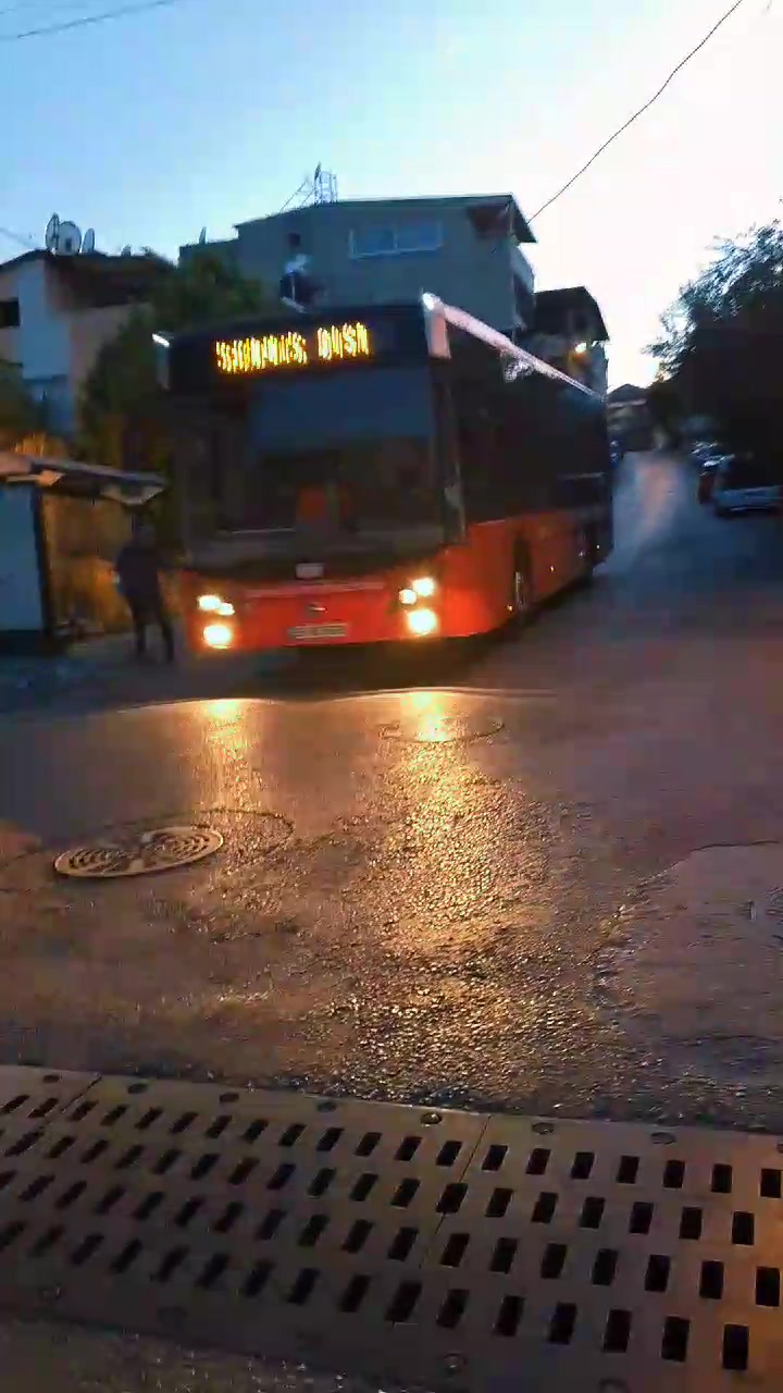 @eshot_otob&uuml;s04