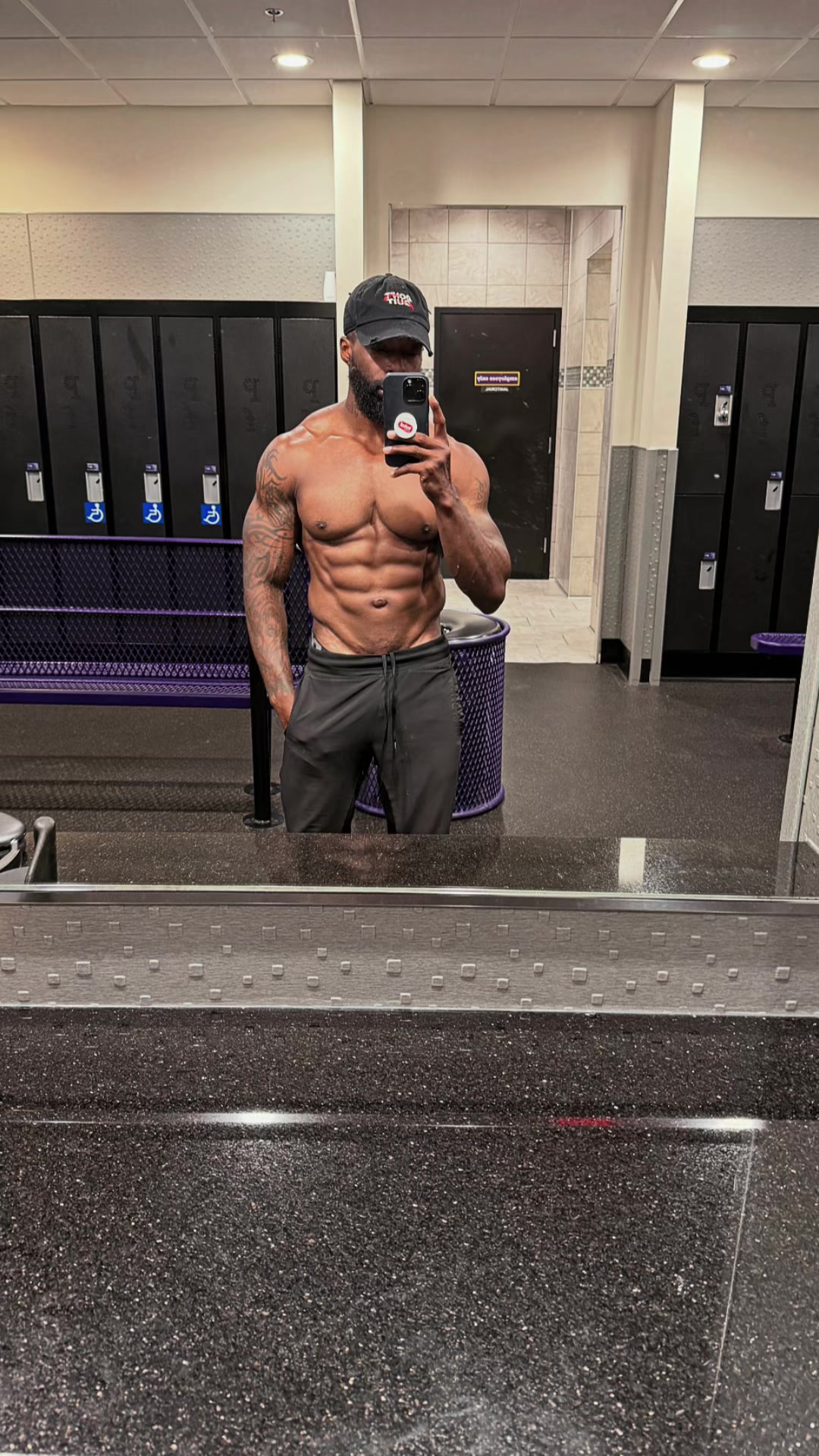 @firstname_leon