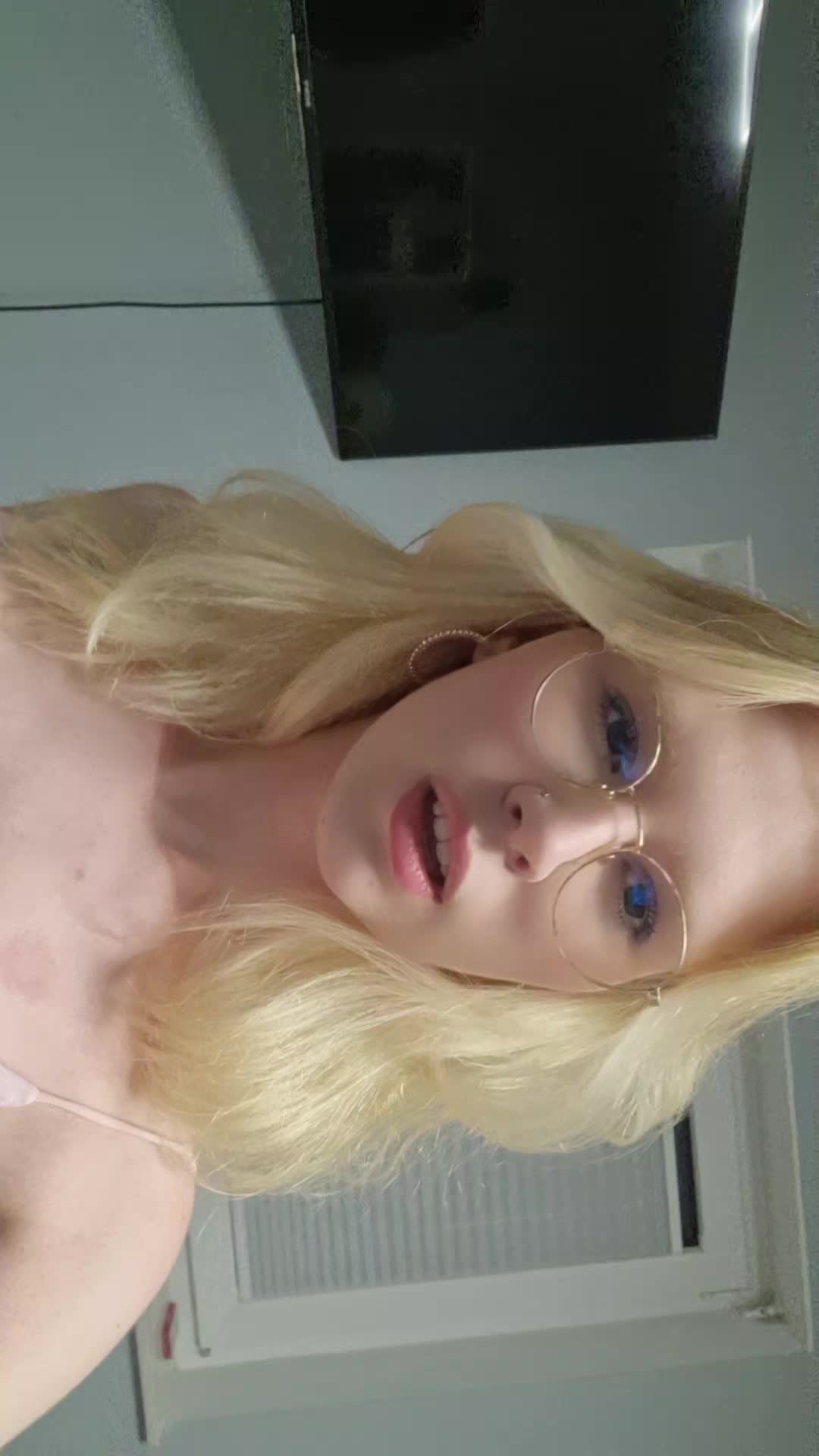 @leaslife18