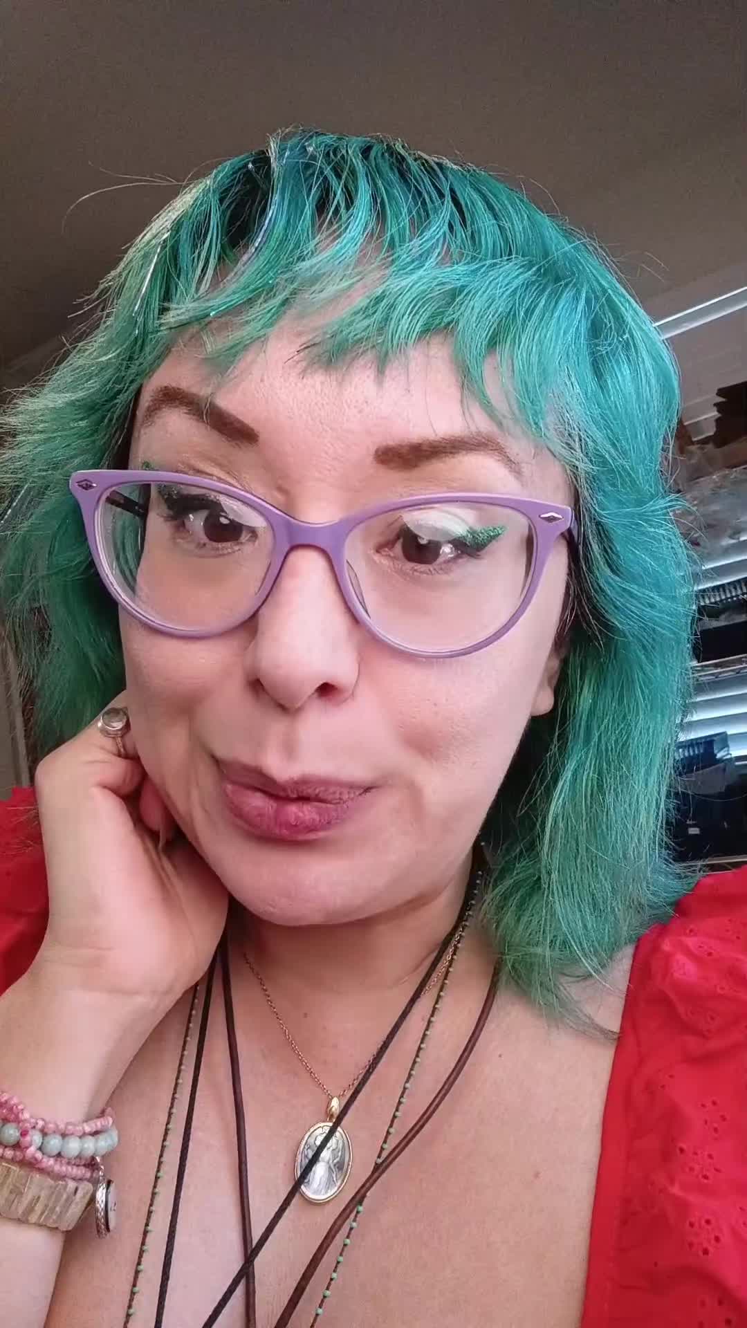 @iOtheEmpress