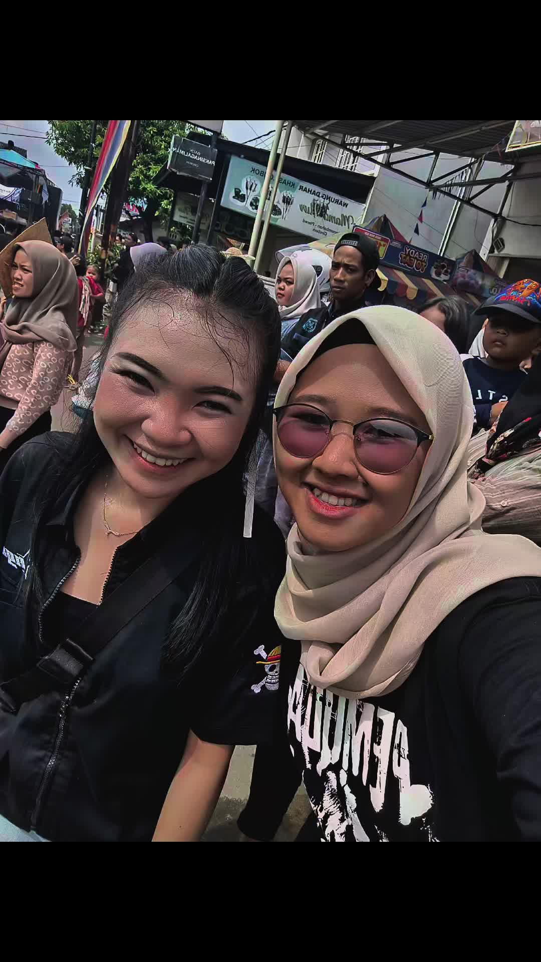 @Nia.husnia24